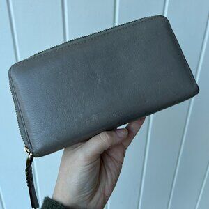 Fossil Full Size Wallet with Braided Zipper Pull - Gray